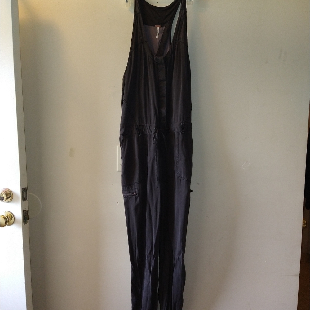 FREE PEOPLE overalls sz 10 lightweight
